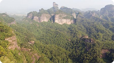 丹霞山自助游攻略和丹霞山全景图